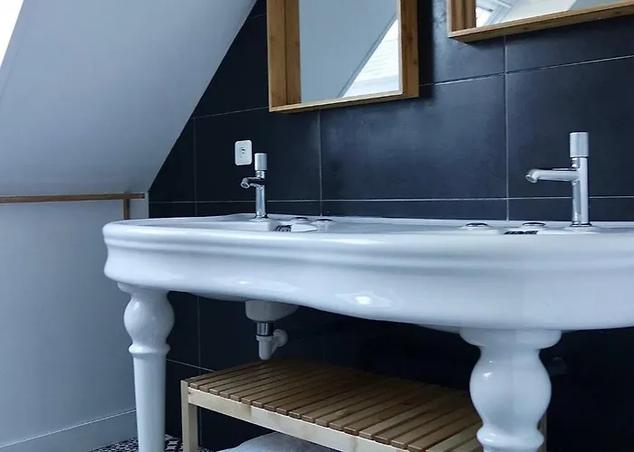 La Tete Dans Les Etoiles